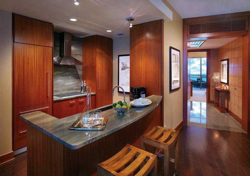 One Bal Harbour Resort And Spa Buitenkant foto